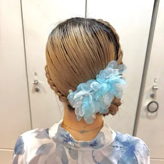 ロング ヘアアレンジ ヘアメ🎀推しカラー 🥣横浜/しほ🧸のヘアスタイル