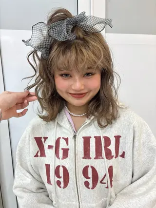 ミディアム 🤍爆モテハイトーン 🤍ブリーチ特化🤍のヘアスタイル