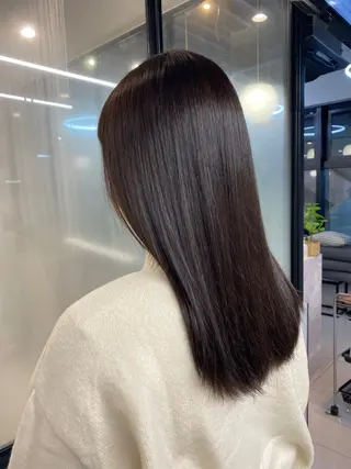 セミロング カラー 尾関 隼多のヘアスタイル