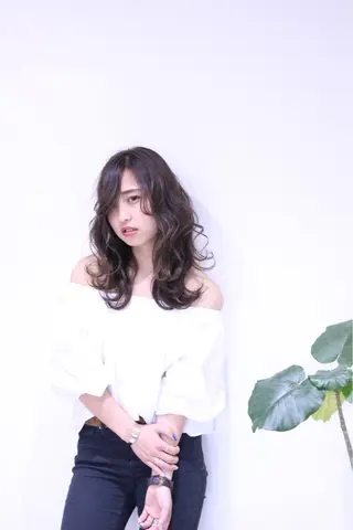 ロング パーマ 齋藤 彬のヘアスタイル