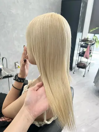 カラー SALOWIN栄 高須大貴のヘアスタイル
