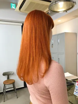 ロング カラー ヘアアレンジ Flamme Annaのヘアスタイル