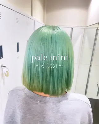 ミディアム カラー ハイトーン/レイヤー 似合わせ・ユキノのヘアスタイル