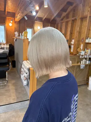 カラー まろみ暖色×ボブ ×chia🕯のヘアスタイル