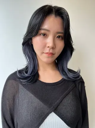 セミロング カラー ダブルカラー🩰 CHIHIRO👒のヘアスタイル