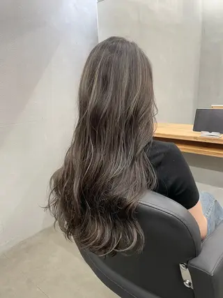 ロング ひより ／novusのヘアスタイル