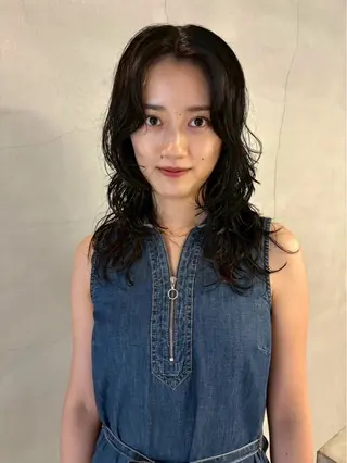 ロング 纐纈 釉羽のヘアスタイル