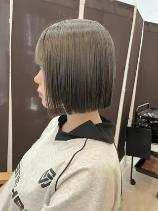 ショート カラー Little名駅 wakahaのヘアスタイル