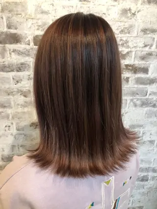 ミディアム TELA HAIRのヘアスタイル