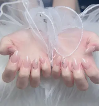 ネイル Hin Nailsのネイルデザイン