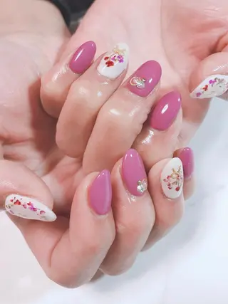 ネイル イワサキ のネイルデザイン