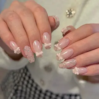 ネイル T.Lee Nail Lilyのネイルデザイン