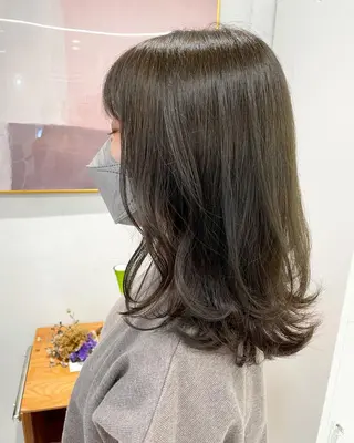 ミディアム カラー 遠藤 眞実のヘアスタイル