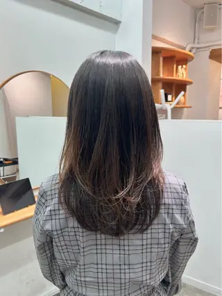 セミロング 綾/ベージュカラー /パーマ🩰のヘアスタイル