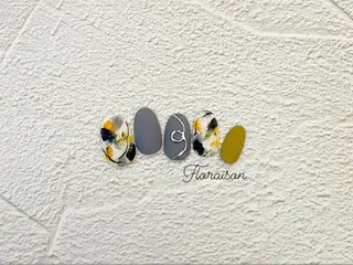 ショート ネイル Floraison YUIのネイルデザイン
