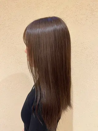 ロング 渡邊 百咲のヘアスタイル