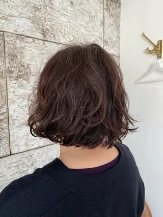 ミディアム パーマ 柴田 久美子のヘアスタイル