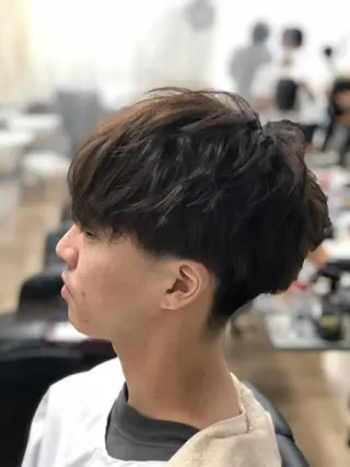ミディアム カラー メンズ パーマ特化 三浦楓雅のヘアスタイル