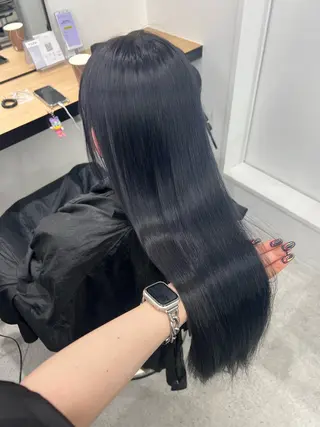 ロング カラー 暗髪🩶ラベンダー/ ブルー/ユウナ🤍のヘアスタイル