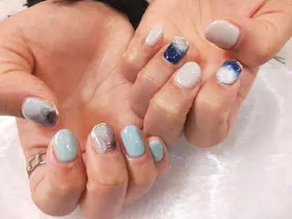 ネイル はばすみれ🎀ﾈｲﾙ 光ﾌｪｲｼｬﾙ ﾍｱのネイルデザイン