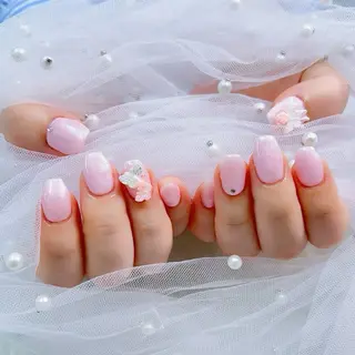 ネイル パーツ全部¥110 サロンミミのネイルデザイン