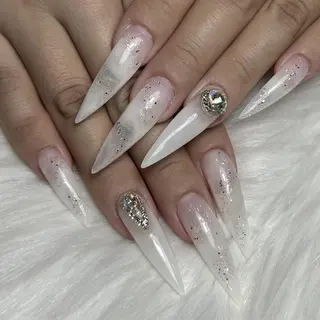 ネイル 南森町rebest 💅nailのネイルデザイン