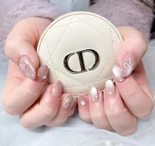 ネイル hair f.Row所属・阿部 千晶のネイルデザイン