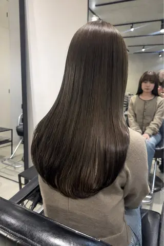 ロング カラー パーマ ヘアアレンジ 透明感/オリーブ/ グレージュ/YUKAのヘアスタイル