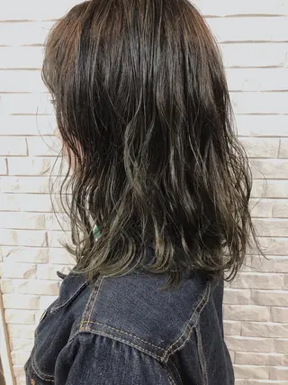 ミディアム カラー 伊藤 さやかのヘアスタイル