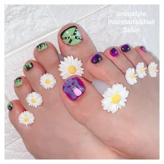 ミディアム ネイル 👑enen style👑のネイルデザイン