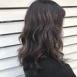 セミロング カラー 菅沢 奈生のヘアスタイル