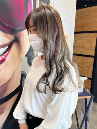 セミロング カラー パーマ ヘアアレンジ メンズ キッズ ネイル マツエク・マツパ アイブロウ 久木原 ゆりのヘアスタイル