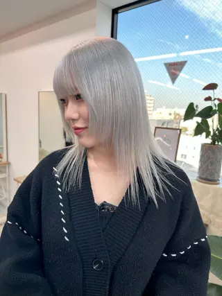 ミディアム カラー ヘアアレンジ 𝐠𝐢𝐫𝐥𝐲 𝐦𝐨𝐝𝐞🖤のヘアスタイル