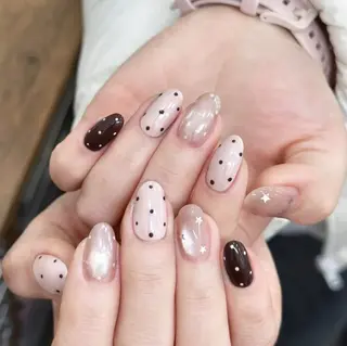 ネイル T.Lee Nail Lilyのネイルデザイン