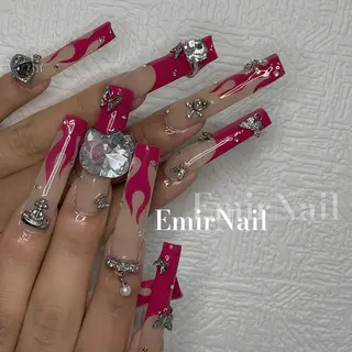ネイル Emir Nailのネイルデザイン