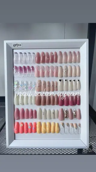 ネイル 鈴木 愛のネイルデザイン