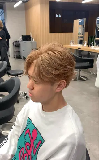 ミディアム カラー パーマ ヘアアレンジ メンズ 🔥ニュアンス フェザー小林海斗🔥のヘアスタイル