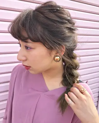セミロング カラー ヘアアレンジ 【美髪のお医者さん】 髙橋真理奈💉🌟のヘアスタイル