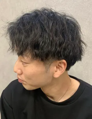 パーマ メンズ ♡派手髪カラー♡ 🅝🅐🅝🅐のヘアスタイル