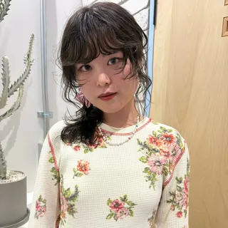 セミロング カラー パーマ Yui⭐️ 透け感カラーのヘアスタイル