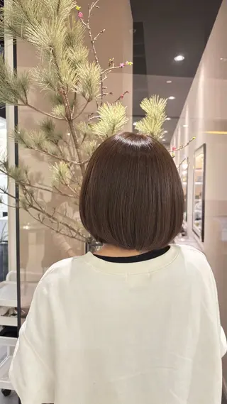 ショート 透明感カラー🫧×癒 しスパ鈴木思音のヘアスタイル