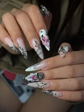 ネイル CoMo Nailのネイルデザイン