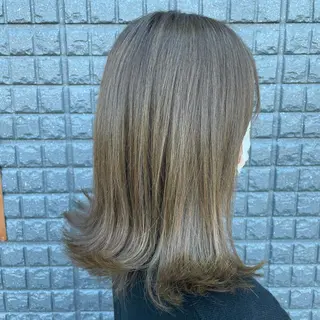 セミロング カラー La vielle 西峠のヘアスタイル