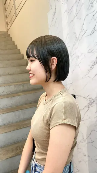 ショート カラー マツザキ マナトのヘアスタイル