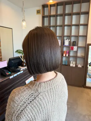 ショート カラー 佐藤 優里のヘアスタイル