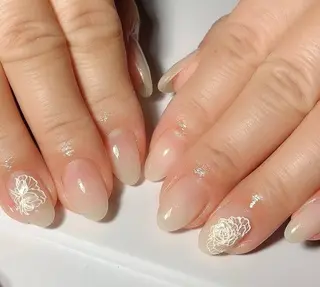 ネイル MHR nailのネイルデザイン
