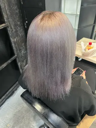 ミディアム 🫐ハイトーンカラー RIRIKA🌻のヘアスタイル