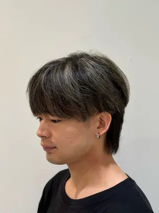 ミディアム カラー 谷 健吾のヘアスタイル