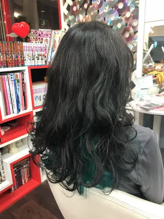 ロング カラー 岩谷/ブリーチ 🪽透明感カラーのヘアスタイル