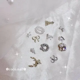 ネイル lili.nail y2k/長さ出しのネイルデザイン